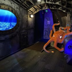 Urban Putt - Underwater hole
