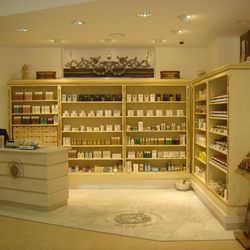 Farmacia SS Annunziata dal 1561
