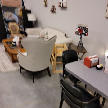 Coffee & Cream - a living room and dining area - Cafes Near Me - Concord, North Carolina