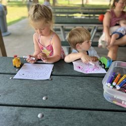 Forest Park - Picnic tables