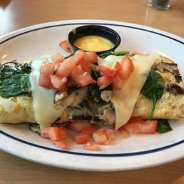 Veggie egg white omelette