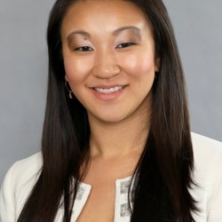 Edward Jones - Financial Advisor: Deborah Der, CFP