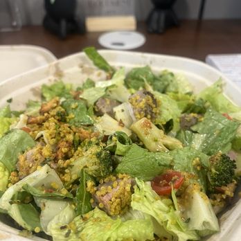 sweetgreen - Healthy Salads, Wraps, and Bowls - Salad Near Me - Schaumburg, Illinois sweetgreen - Healthy Salads, Wraps, and Bowls - Salad Near Me - Schaumburg, Illinois