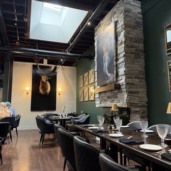 Aria - Inside - Wine Bars Near Me - Winter Haven, Florida