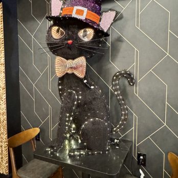 Fusion Cafe + Wine - 10.27.24 Happy Halloween! - Venues & Event Spaces Near Me - Honolulu, Hawaii