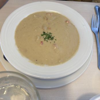 Monument Inn - Crawfish Bisque - Seafood Near Me - La Porte, Texas Monument Inn - Crawfish Bisque - Seafood Near Me - La Porte, Texas