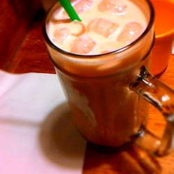 Each-Easy Fun BBQ - Watermelon Milk Tea.....very very delicious!!!