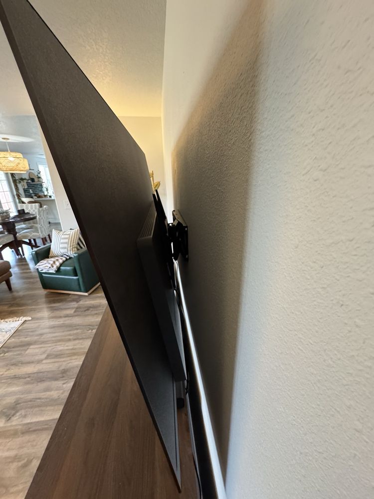 Slide of Handyman Connection