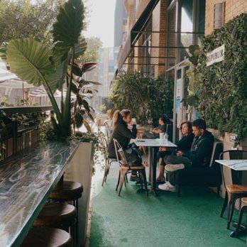 Republik Coffee - Outdoor seating - Coffee & Tea Near Me - Pasadena, California