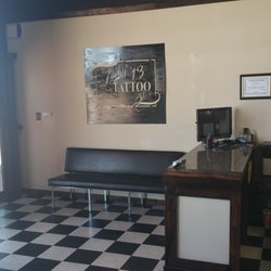 Lucky's 13 Tattoo Shop - Front counter and waiting area