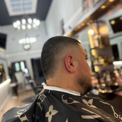 Bay Barber Lounge