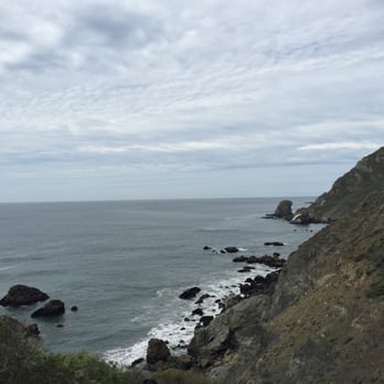 Muir Beach - Scenery on the way to Pirate's Cove - Parks Near Me - Muir Beach, California Muir Beach - Scenery on the way to Pirate's Cove - Parks Near Me - Muir Beach, California