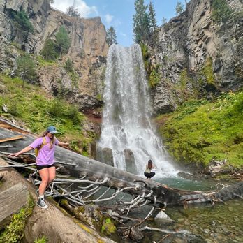 Tumalo Falls - Hiking Near Me - Bend, Oregon Tumalo Falls - Hiking Near Me - Bend, Oregon