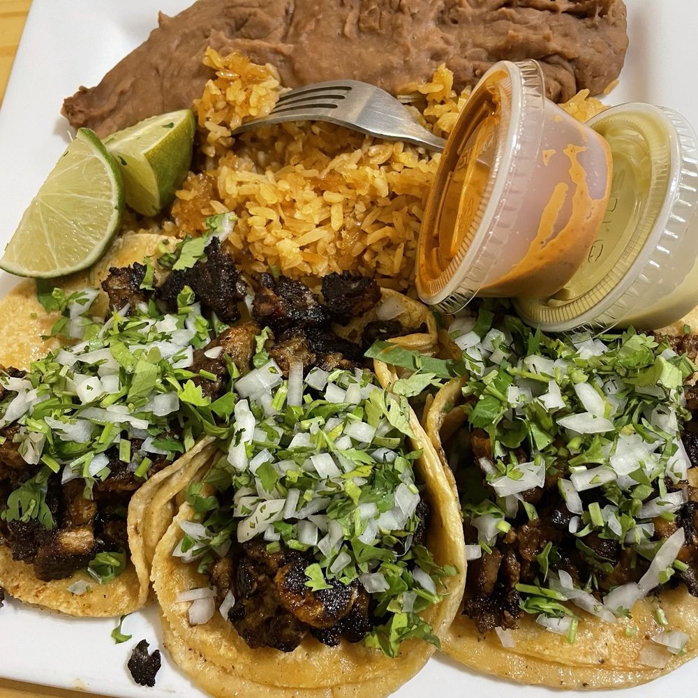 El Terco Leon - Taco Dinner Taco Pastor - Mexican Near Me - Chicago, Illinois El Terco Leon - Taco Dinner Taco Pastor - Mexican Near Me - Chicago, Illinois