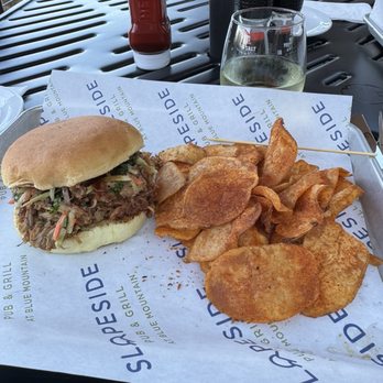 Slopeside Pub & Grill - Pulled pork sandwich with chips - American Near Me - Palmerton, Pennsylvania Slopeside Pub & Grill - Pulled pork sandwich with chips - American Near Me - Palmerton, Pennsylvania