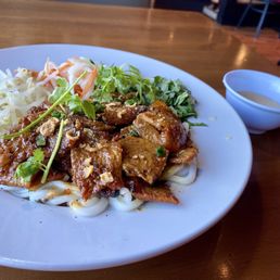 Bánh Tầm Bì Thịt Nướng Bánh Tầm Bì Thịt Nướng
