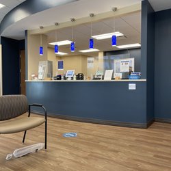 BayCare Urgent Care - Riverview - Check in and waiting room