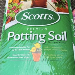 Dollar General - Potting soil