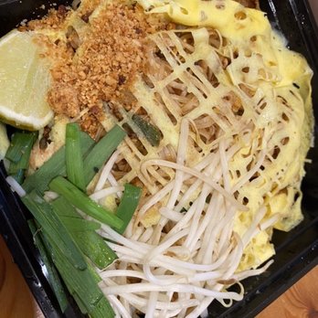 Kin Dee Bothell - Really good Pad Thai - Thai Near Me - Bothell, Washington