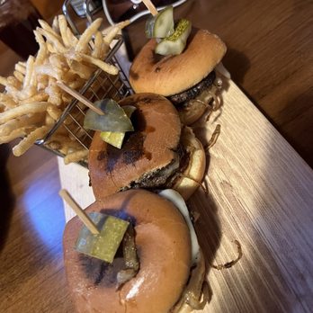 Beaver Meadows Restaurant & Pub - French Onion Sliders - Pubs Near Me - Red Feather Lakes, Colorado Beaver Meadows Restaurant & Pub - French Onion Sliders - Pubs Near Me - Red Feather Lakes, Colorado