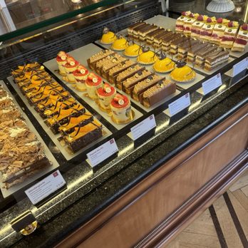 Café Central - Cakes - Cafes Near Me - Vienna, 9 Café Central - Cakes - Cafes Near Me - Vienna, 9