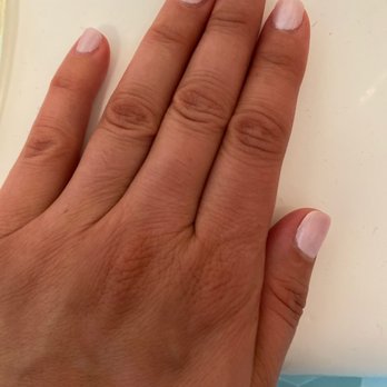 Roosevelt Nails Bar - Nail Salons Near Me - Seattle, Washington