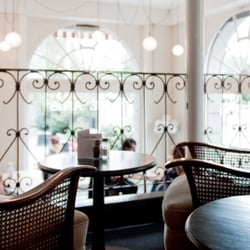 Café Des Amis