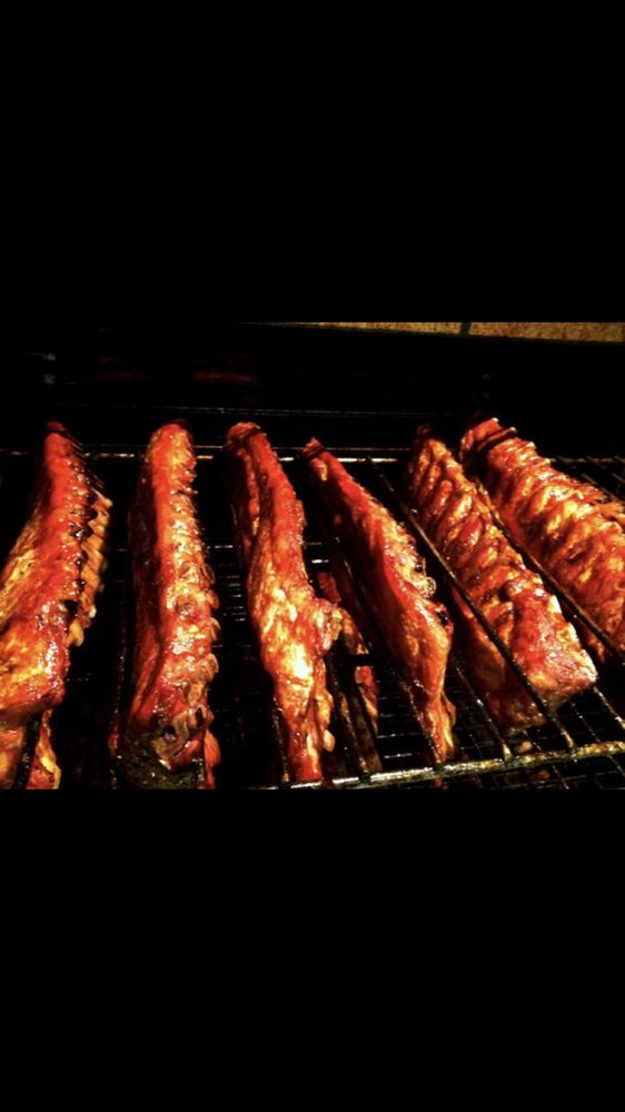 Daddy J's BBQ Logo