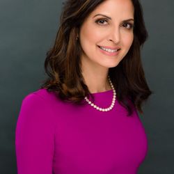 Anita Gill, MD - Board-Certified Dermatologist Dr. Anita Gill of The Gill Center For Plastic Surgery and Dermatology