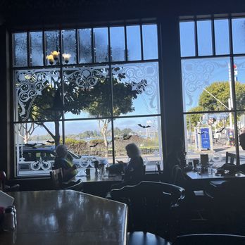 Café Waterfront - 3pm on a beautiful Sunday, glance from me bar seat the windows looking out towards the pier - Seafood Near Me - Eureka, California
