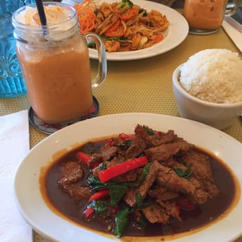 Sisters Thai - Spicy beef basil and Thai tea freeze - Thai Near Me - Fairfax, Virginia Sisters Thai - Spicy beef basil and Thai tea freeze - Thai Near Me - Fairfax, Virginia