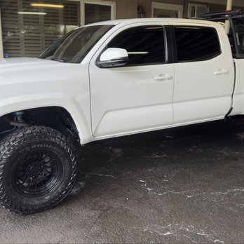 Custom Autos Accessories - John's Tacoma got a maintenance wash today
Now he's ready for the weekend - Auto Detailing Near Me - Waipahu, Hawaii Custom Autos Accessories - John's Tacoma got a maintenance wash today
Now he's ready for the weekend - Auto Detailing Near Me - Waipahu, Hawaii