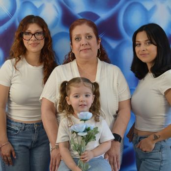 Classic Star Shots - Mother's Day photoshoot - Session Photography Near Me - San Fernando Valley, California Classic Star Shots - Mother's Day photoshoot - Session Photography Near Me - San Fernando Valley, California
