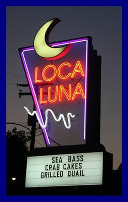 Loca Luna by null