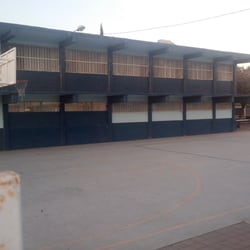 Escuela Secundaria #72 - Cancha de Fútbol y salones