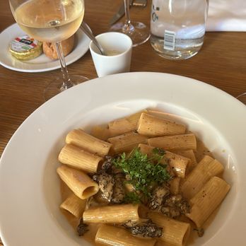 L'avenue at Saks - Mushroom pasta - French Near Me - New York, New York L'avenue at Saks - Mushroom pasta - French Near Me - New York, New York