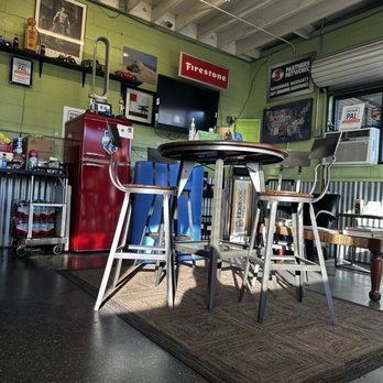 Eberhardt's Tire & Automotive - Waiting area - Tires Near Me - Fullerton, California Eberhardt's Tire & Automotive - Waiting area - Tires Near Me - Fullerton, California