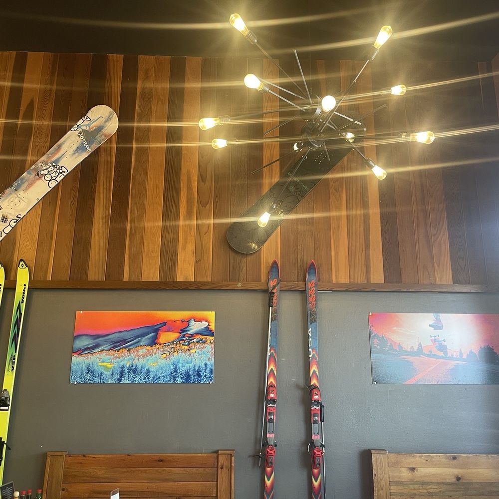 J DUB - Decor - Breakfast & Brunch Near Me - Bend, Oregon J DUB - Decor - Breakfast & Brunch Near Me - Bend, Oregon