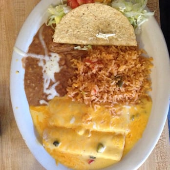 Los Jarros Restaurant - Two cheese enchiladas and a crunchy taco. So yummy! I love this place! - Mexican Near Me - Arlington, Texas Los Jarros Restaurant - Two cheese enchiladas and a crunchy taco. So yummy! I love this place! - Mexican Near Me - Arlington, Texas