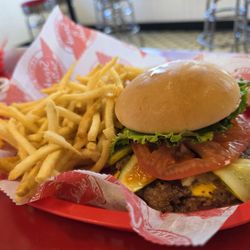 Steak ’n Shake - Steak burger and fries