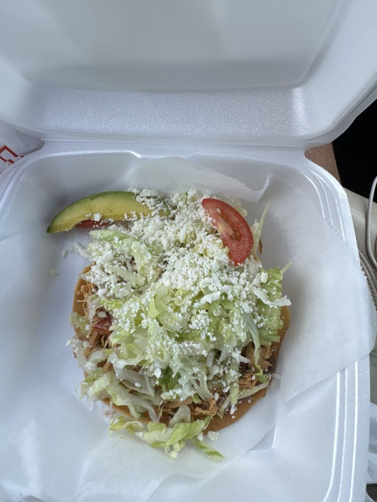Trebol Taco Shop
