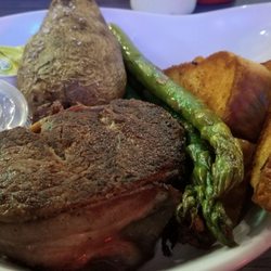 Pleasant Home Saloon - Bacon wrapped First Mignon, baked potato,  asparagus,  texas toast. Lots of food for the price