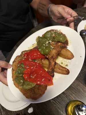 Village Pub North Riverside by null