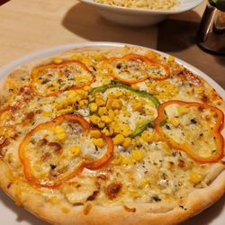 Pizzeria Siena - Bella Mama pizza