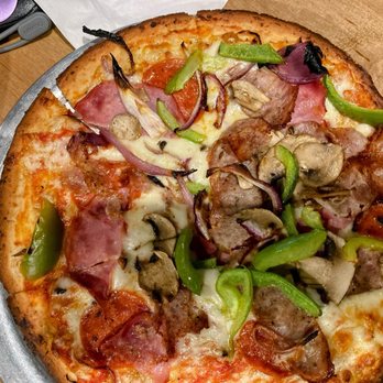 Rendezvous Pizza - New York Supreme - Pepperoni/Sliced Italian Sausage/Canadian Bacon/ Red Onion/Green Pepper/Mushroom - Pizza Near Me - Oklahoma City, Oklahoma Rendezvous Pizza - New York Supreme - Pepperoni/Sliced Italian Sausage/Canadian Bacon/ Red Onion/Green Pepper/Mushroom - Pizza Near Me - Oklahoma City, Oklahoma