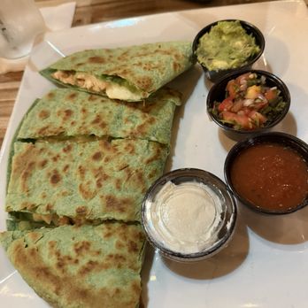 Casa Maya - Spinach and chicken quesadilla - Mexican Near Me - St Augustine, Florida
