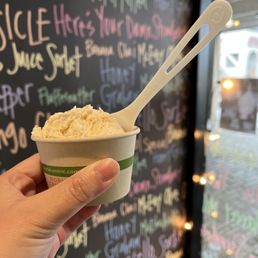 Honey Graham Ice Cream