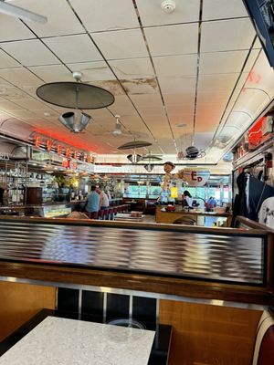 Eveready Diner by null