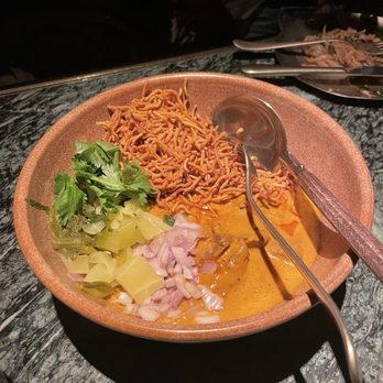 Crying Tiger - Khao Soi - Thai Near Me - Chicago, Illinois
