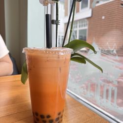 Kiao Wan - Thai iced tea with boba
